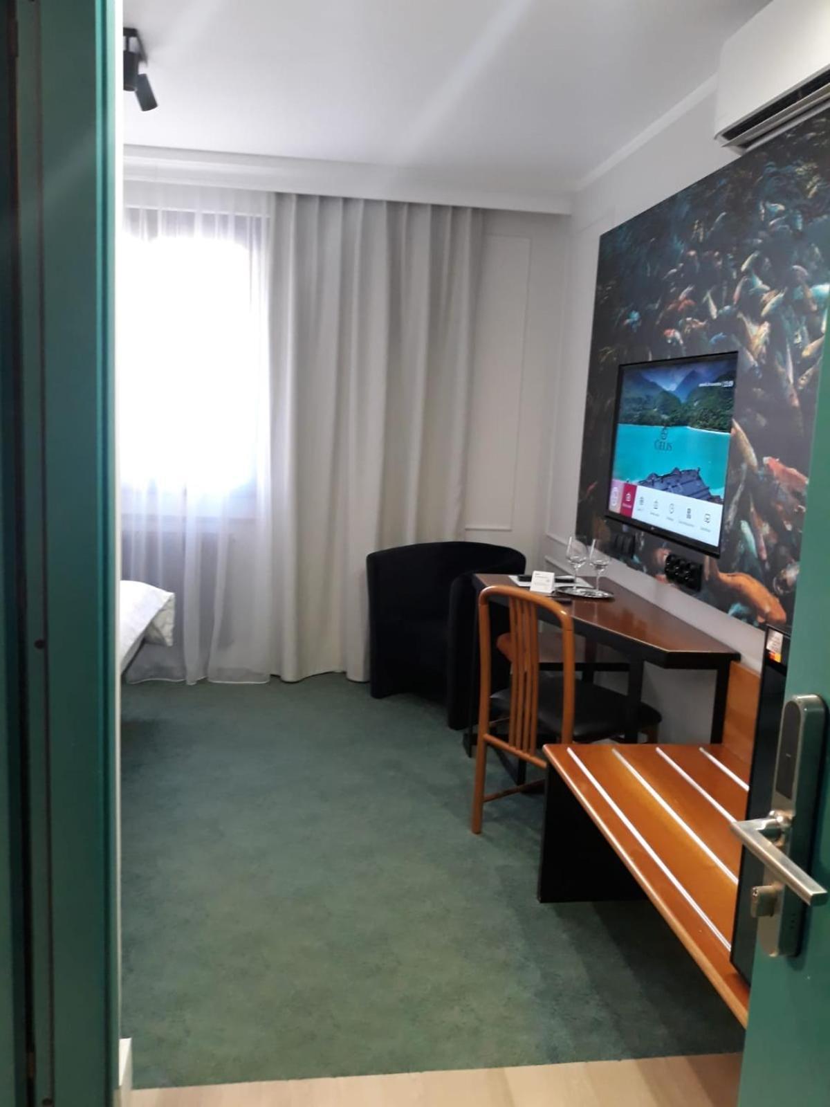 Hotel Celis Barcis Eksteriør bilde